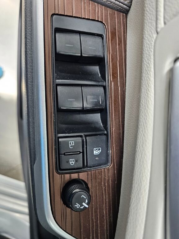 Used 2021 Toyota Sienna XLE w/ XLE Plus Package FWD image 29