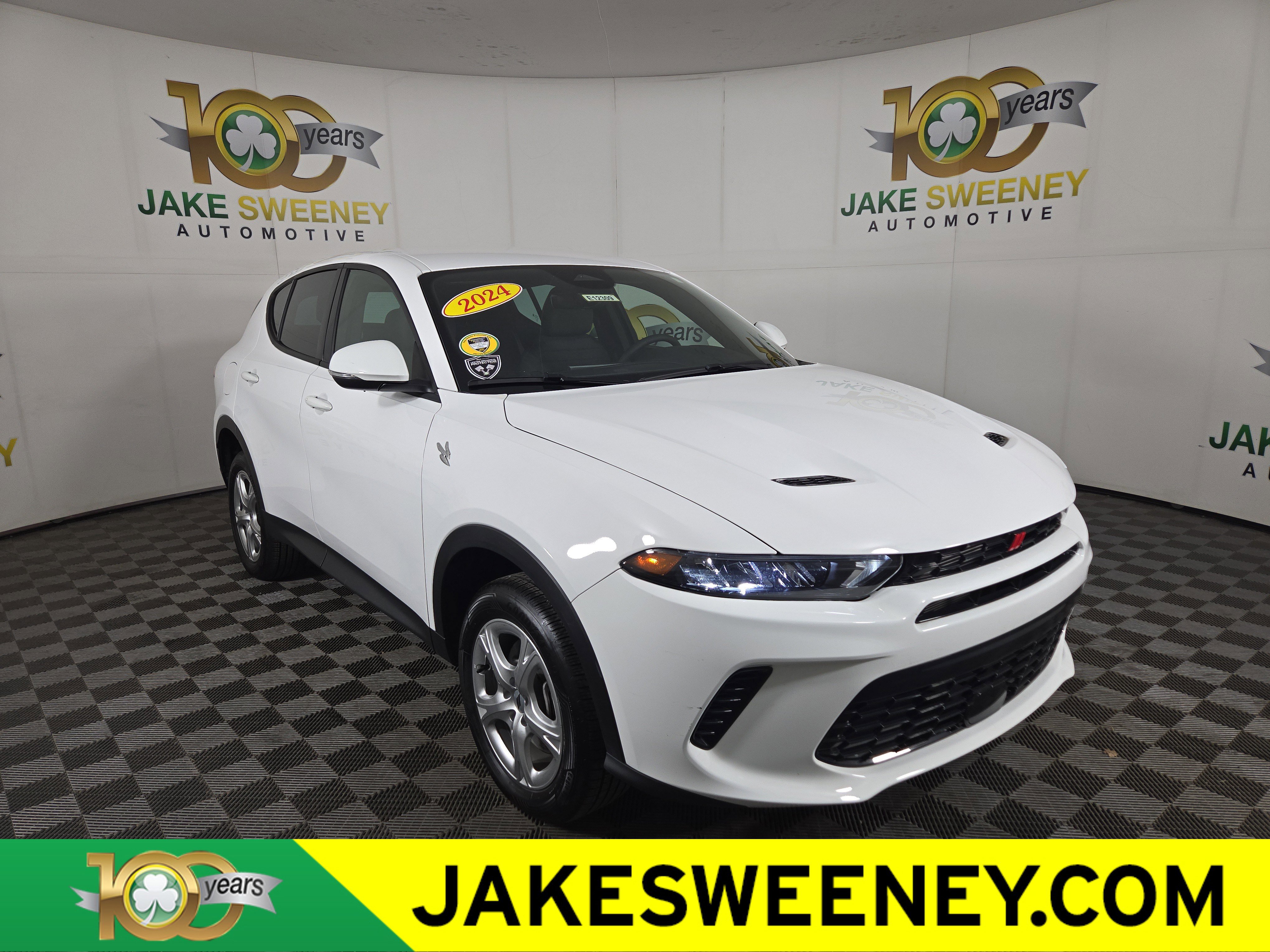 Certified 2024 Dodge Hornet GT w/ Cold Weather Group image 1