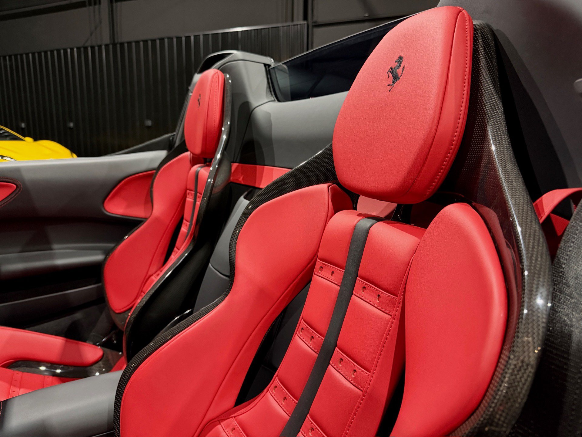 Used 2025 Ferrari SF90 Spider AWD/4WD image 31