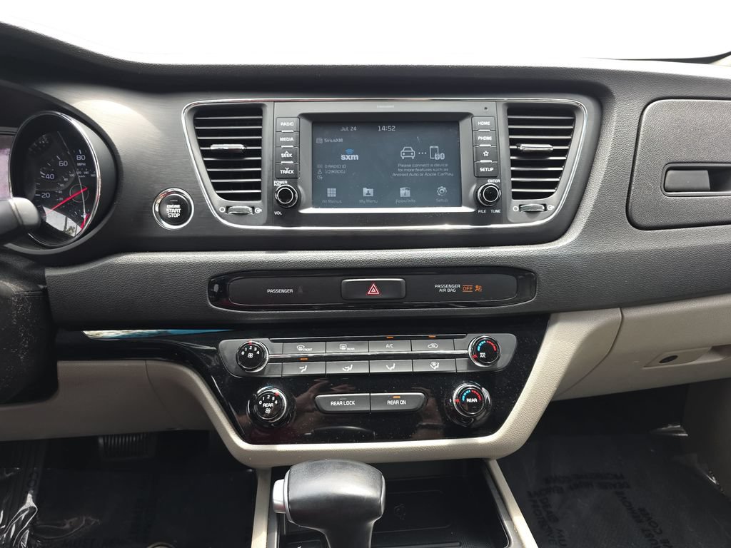 Used 2020 Kia Sedona EX FWD image 20