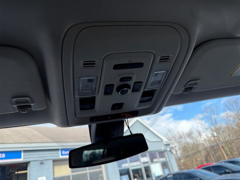 Used 2022 GMC Yukon Denali image 31