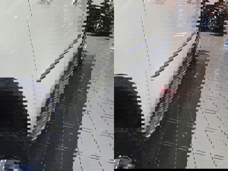 Used 2015 Cadillac Escalade ESV Luxury image 41