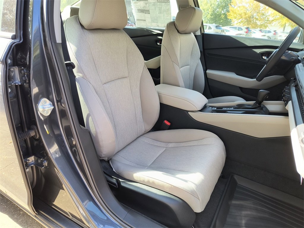 New 2025 Honda Accord SE image 12