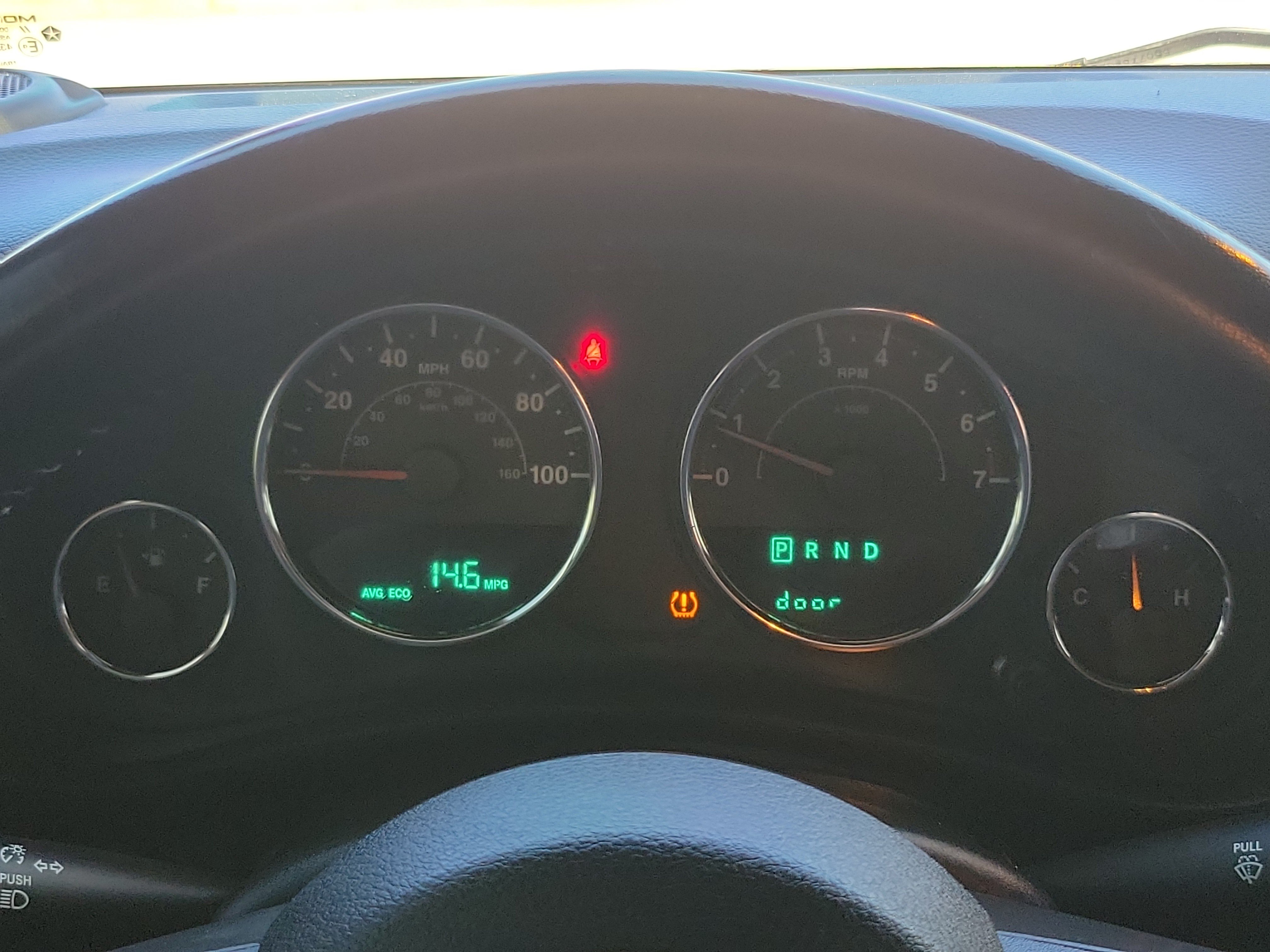 Used 2018 Jeep Wrangler Unlimited Sahara AWD/4WD image 16