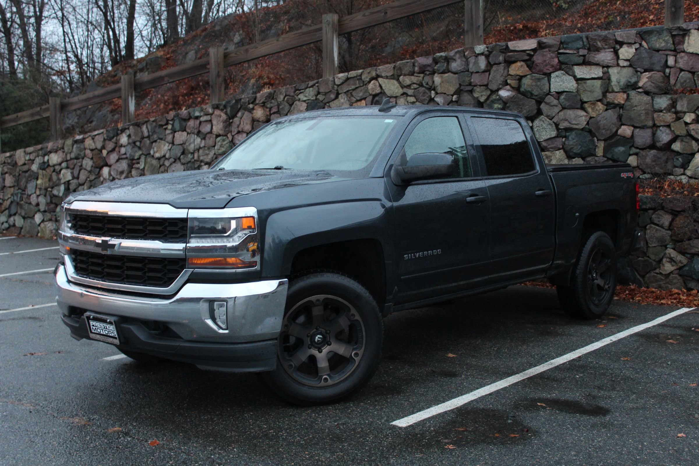 Used 2017 Chevrolet Silverado 1500 LT w/ All Star Edition image 2