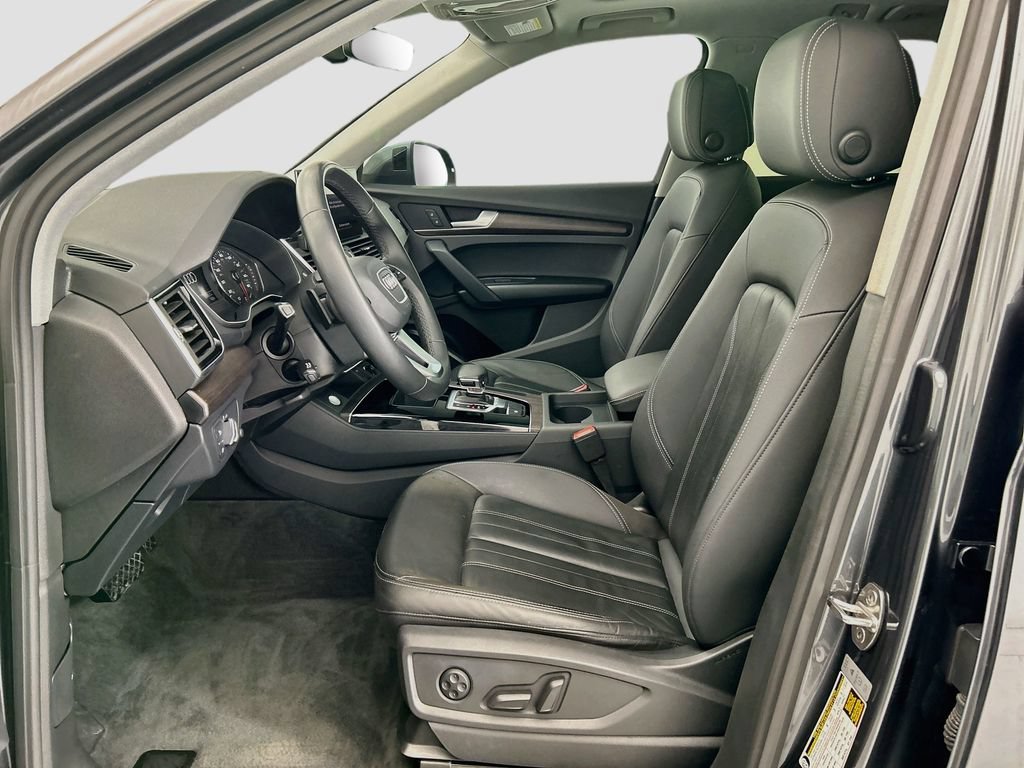 Certified 2023 Audi Q5 2.0T Premium w/ Convenience Package AWD/4WD image 17
