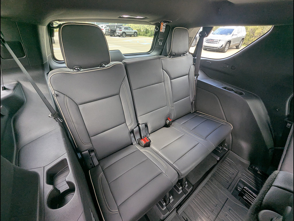New 2026 GMC Yukon Elevation AWD/4WD image 17