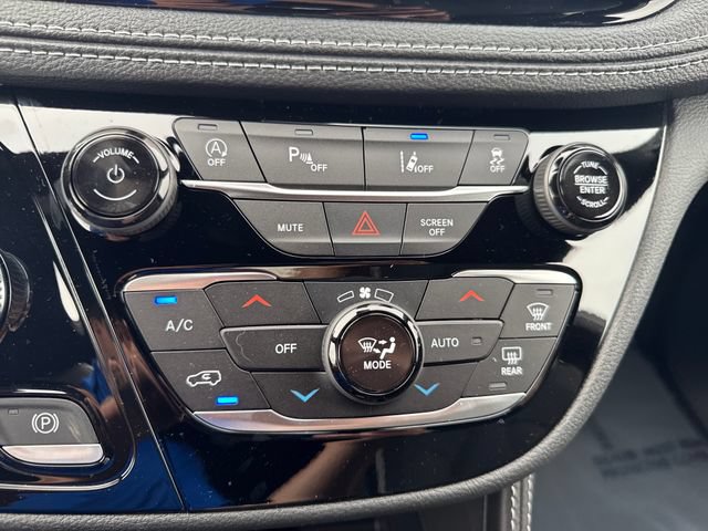 New 2027 Chrysler Pacifica Limited w/ S Appearance Package FWD image 22