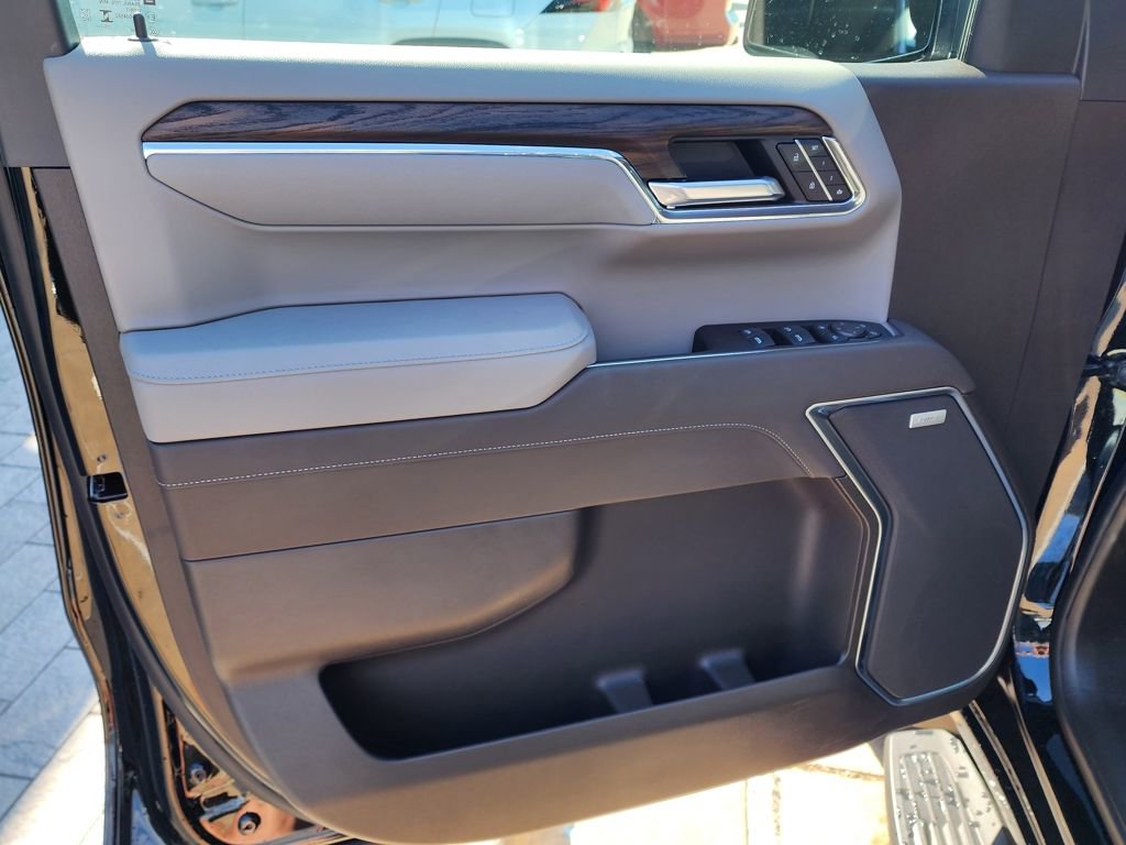 New 2026 GMC Sierra 1500 SLT w/ SLT Premium Plus Package image 14