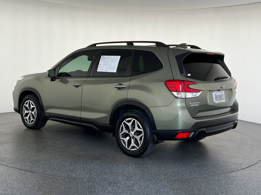 Used 2019 Subaru Forester Premium AWD/4WD image 6
