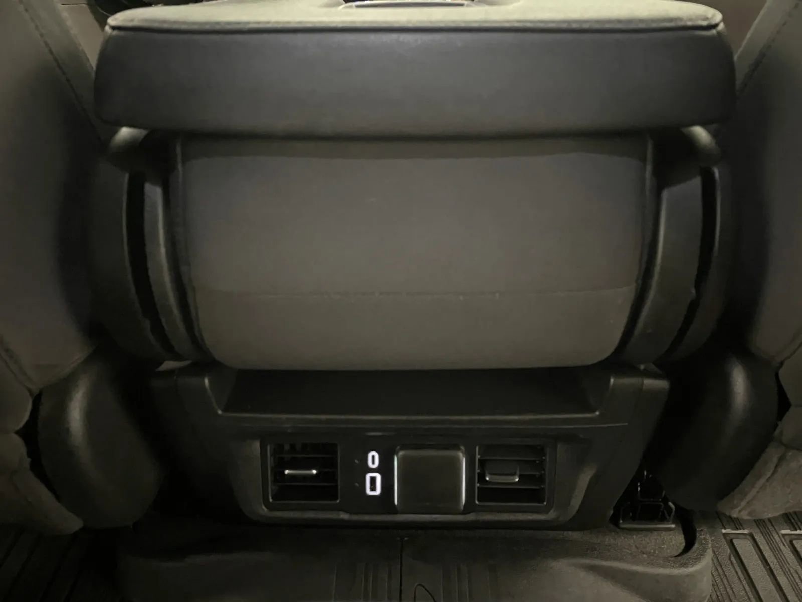 Used 2024 GMC Sierra 1500 Elevation image 30