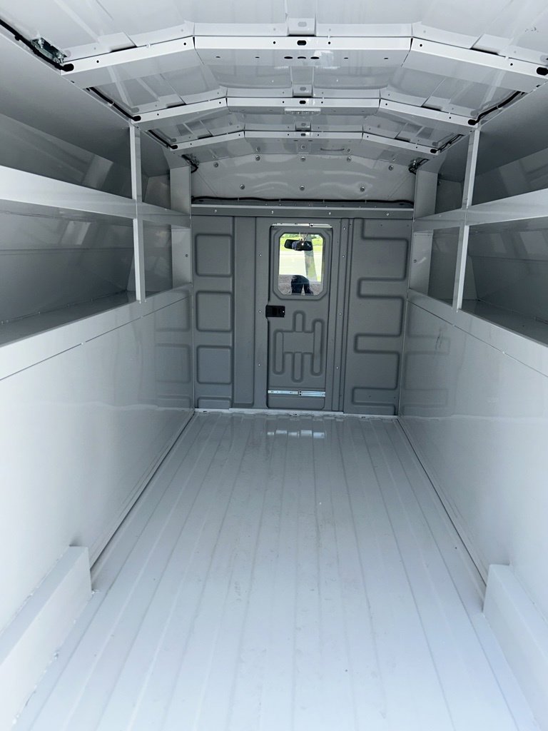 New 2024 Ford E-450 and Econoline 450 Super Duty w/ Power Windows & Locks Group image 18