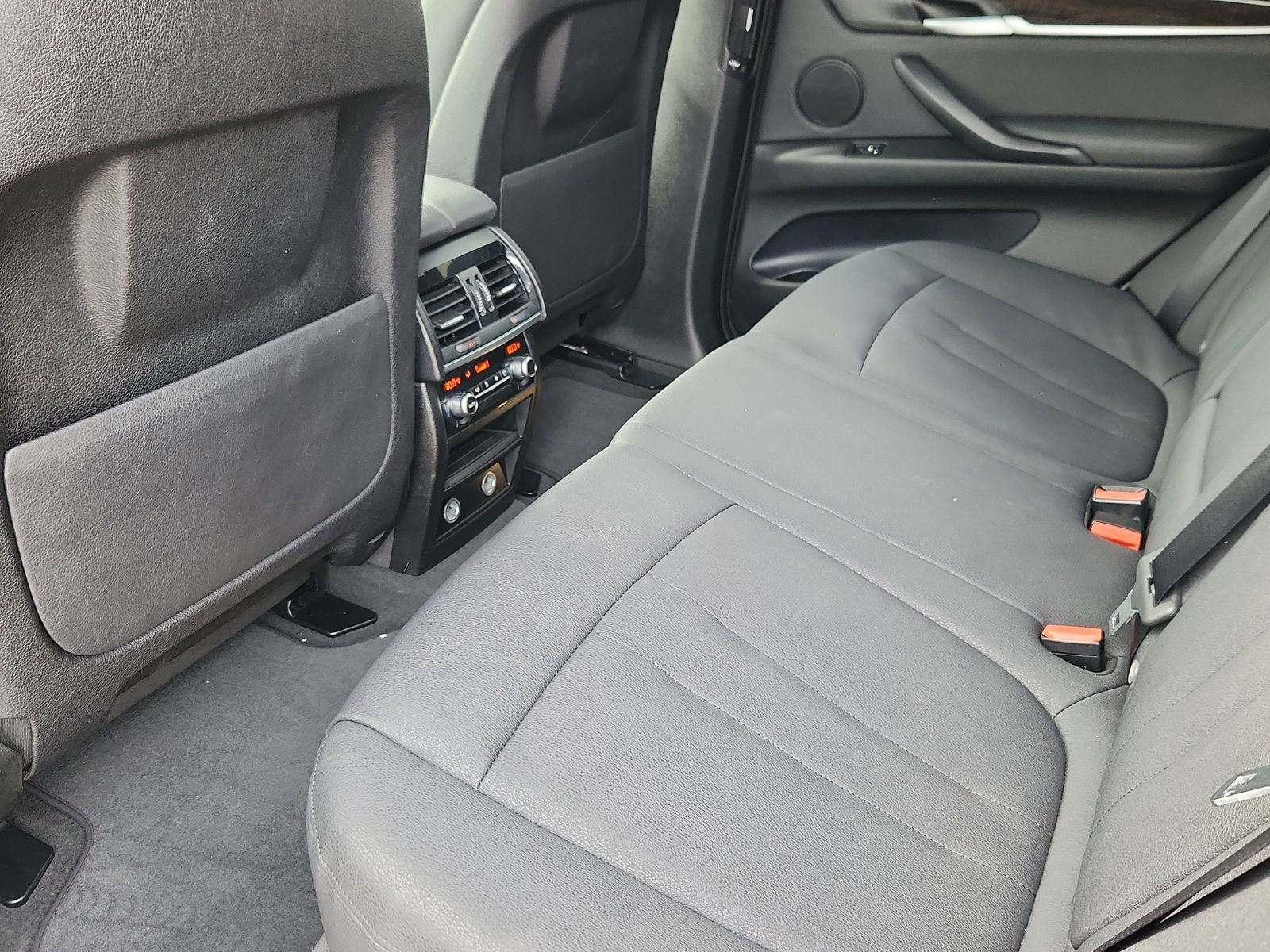 Used 2018 BMW X5 xDrive35i w/ M Sport Package image 11
