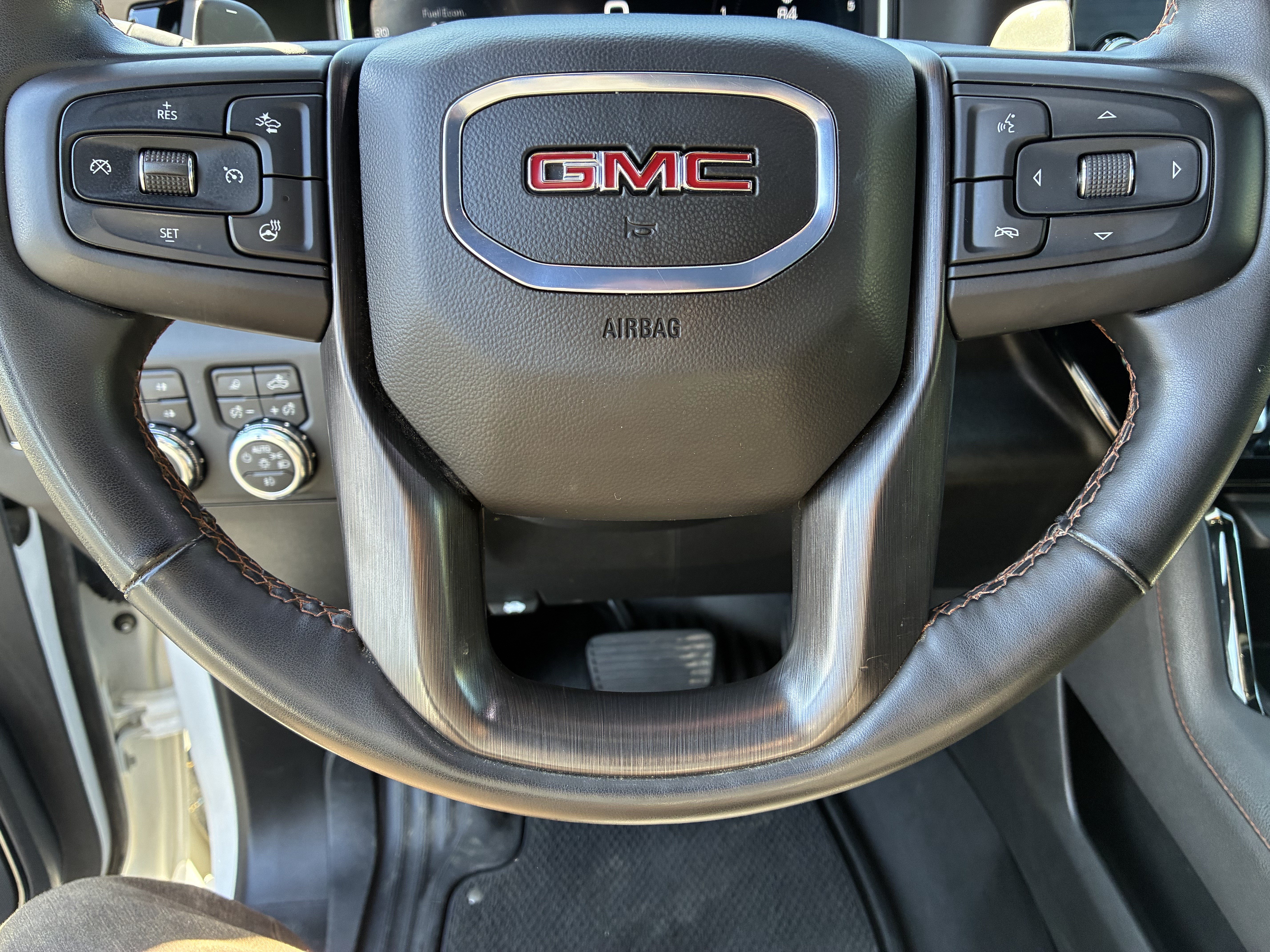 Used 2025 GMC Sierra 1500 AT4 AWD/4WD image 28