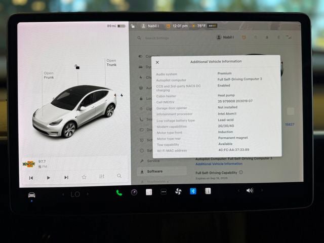 Used 2022 Tesla Model Y Long Range AWD/4WD image 34