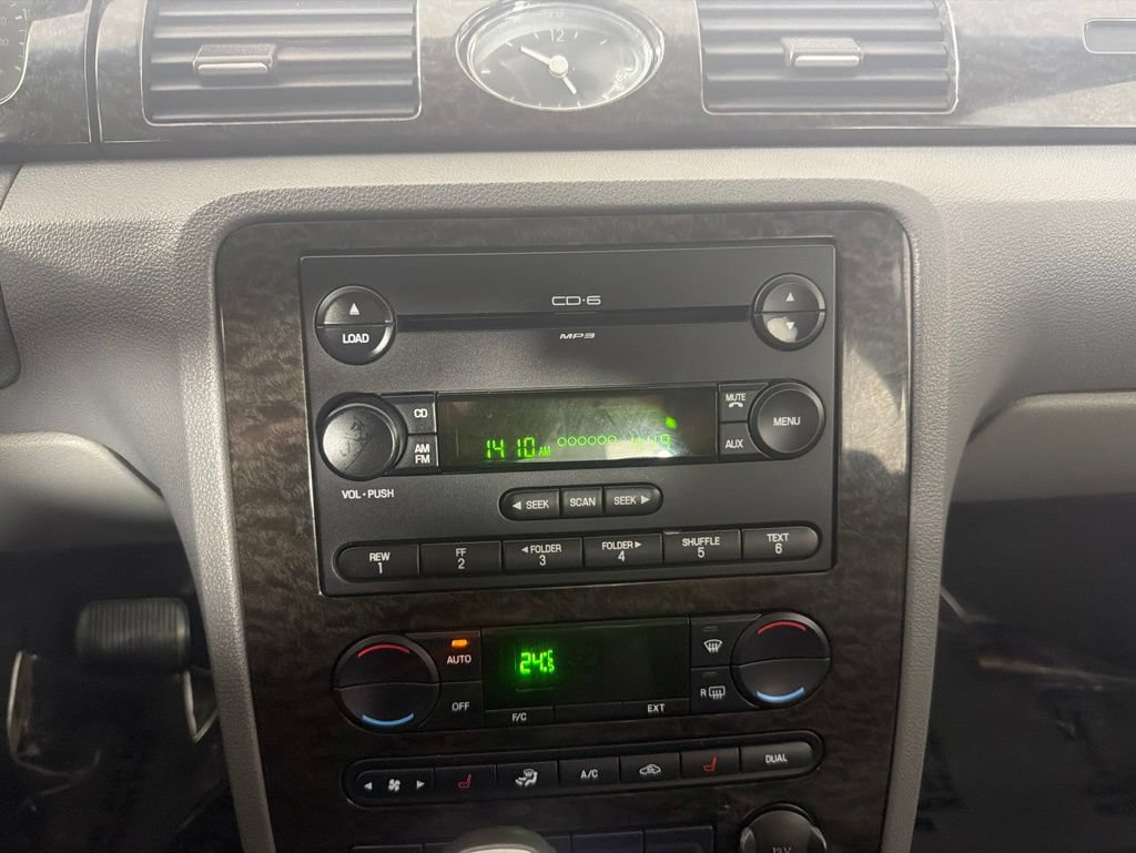 Used 2005 Mercury Montego Premier AWD/4WD image 24