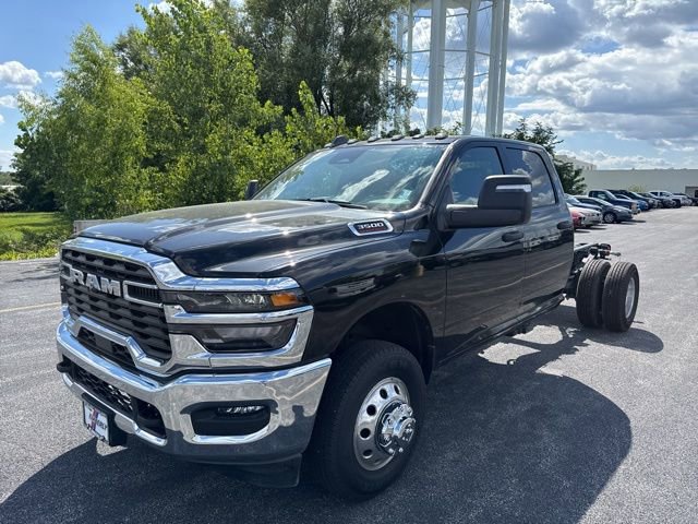 Used 2025 RAM 3500 Tradesman w/ Safety Group
