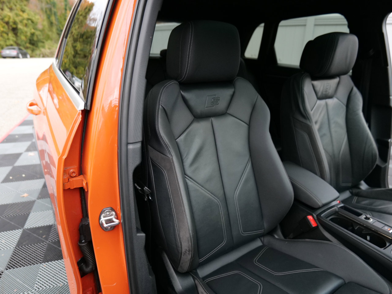 Used 2019 Audi Q3 2.0T Premium Plus w/ Premium Plus Package image 38