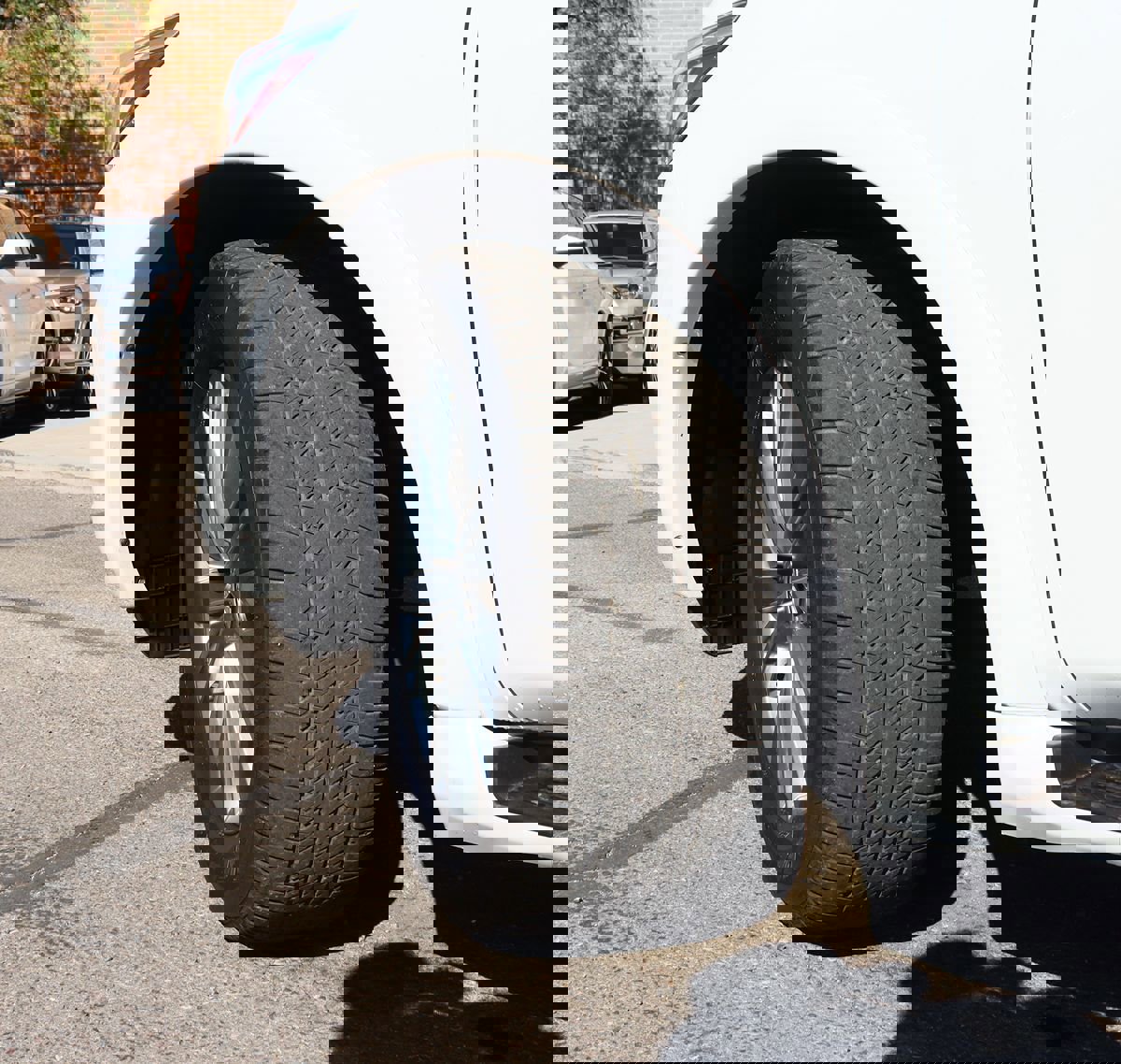 Used 2022 INFINITI QX80 Luxe w/ All-Season Package image 6