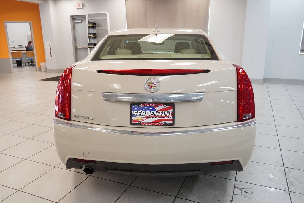Used 2011 Cadillac CTS Luxury AWD/4WD image 8
