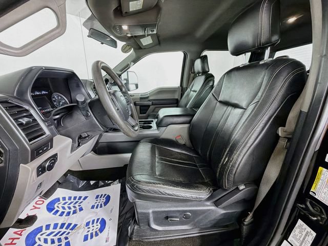 Used 2017 Ford F450 XLT w/ XLT Premium Package AWD/4WD image 19