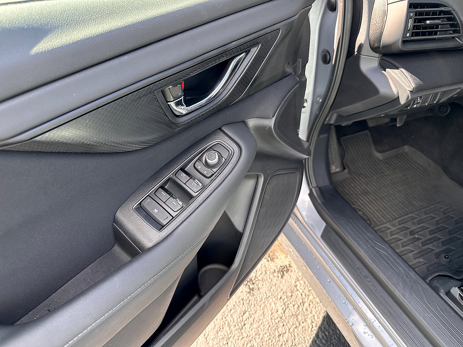 Certified 2025 Subaru Legacy Premium AWD/4WD image 15