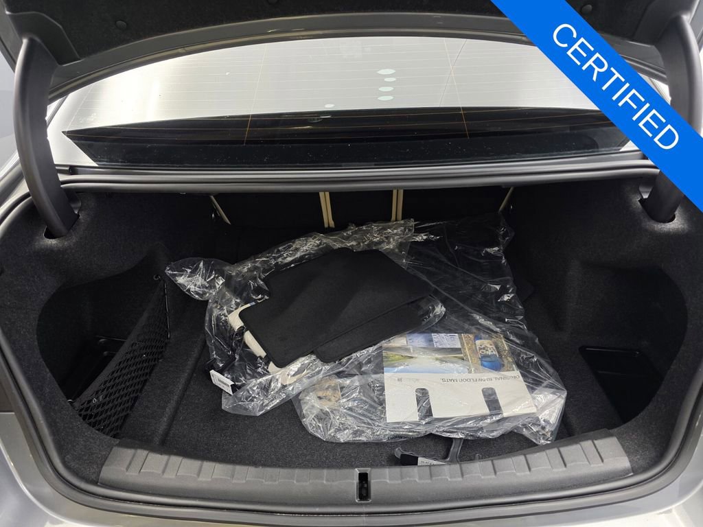 Certified 2023 BMW 330i Sedan w/ Driving Assistance Package RWD image 16