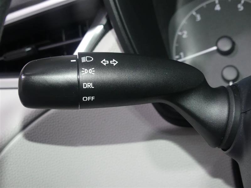 Used 2023 Toyota Corolla Cross L AWD/4WD image 33