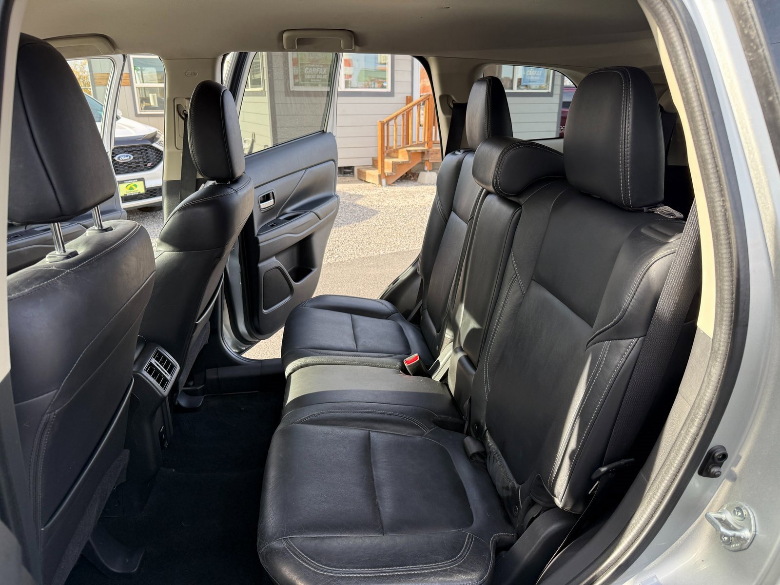 Used 2020 Mitsubishi Outlander SEL image 6