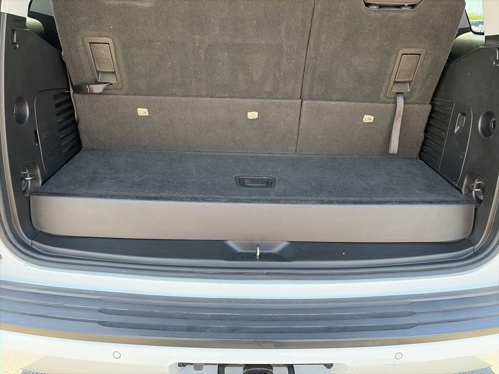Used 2019 Chevrolet Tahoe LS w/ Max Trailering Package RWD image 11