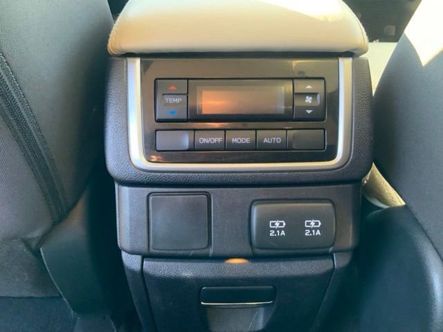 Used 2022 Subaru Ascent Premium w/ Convenience Package AWD/4WD image 16