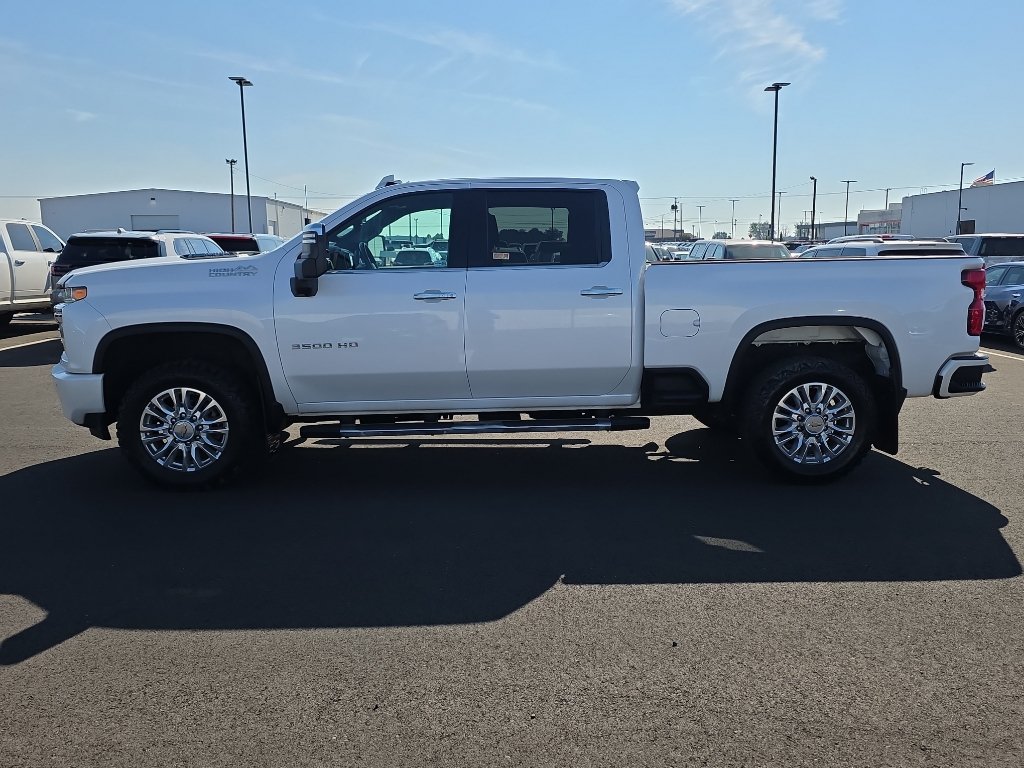Used 2022 Chevrolet Silverado 3500 High Country w/ Z71 Off-Road Package AWD/4WD image 4