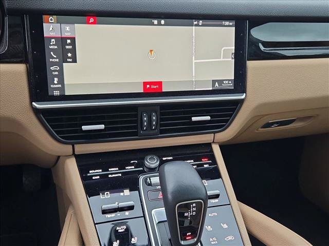 Used 2019 Porsche Cayenne AWD/4WD image 14