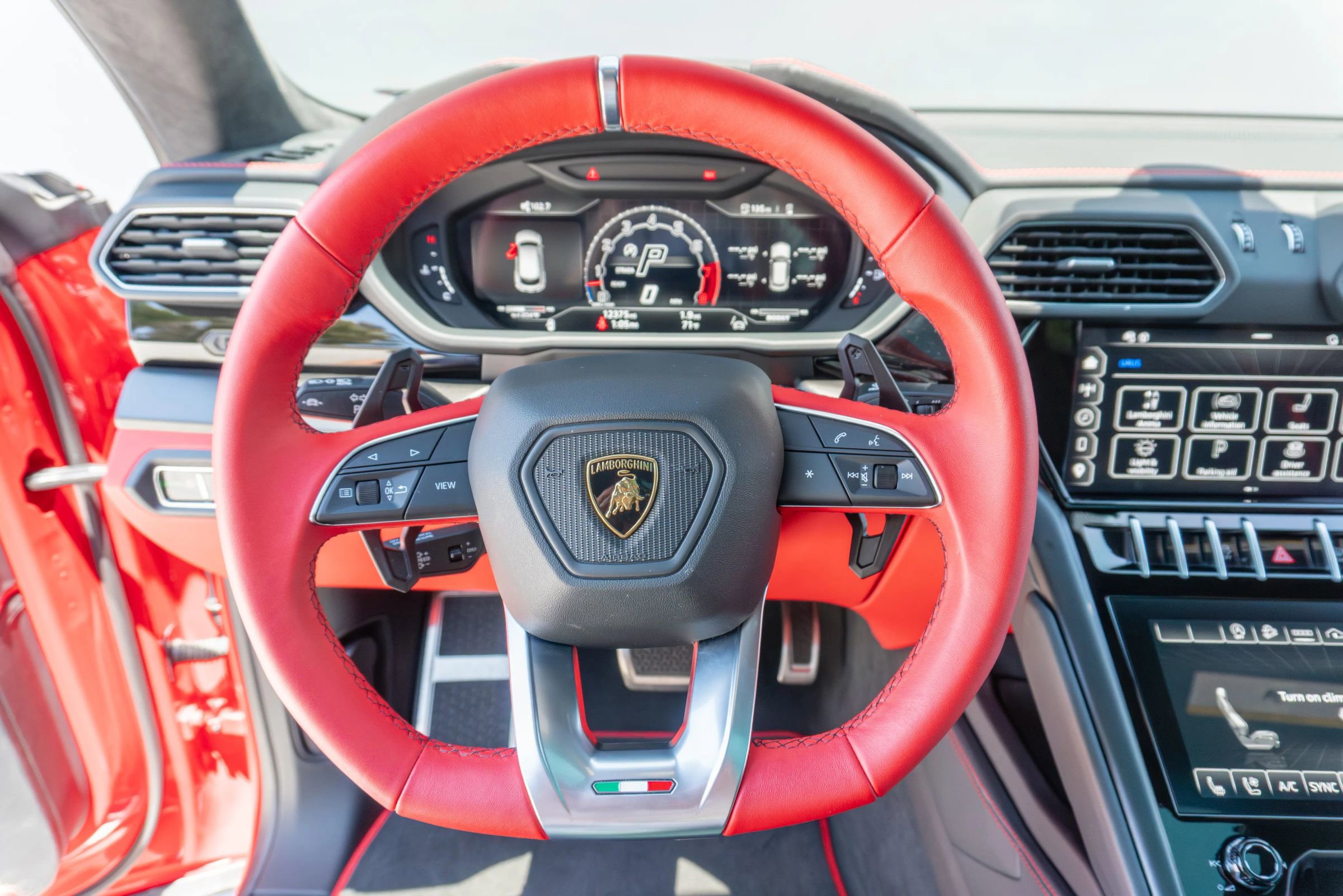 Used 2024 Lamborghini Urus S AWD/4WD image 72
