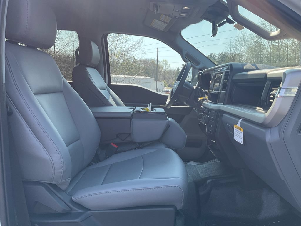 New 2026 Ford F250 XL w/ XL Driver Assist Package AWD/4WD image 12