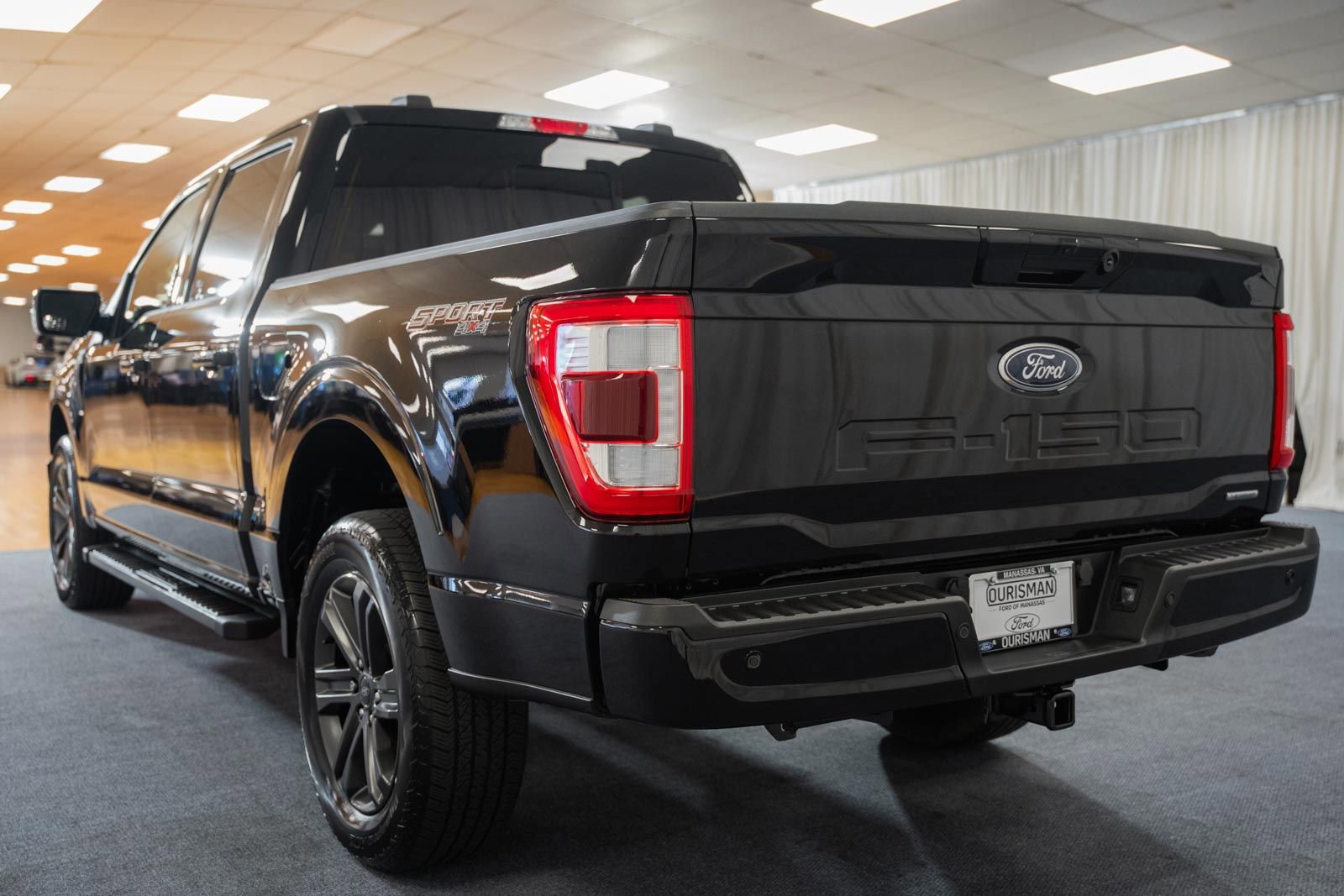 Certified 2023 Ford F150 Lariat w/ Equipment Group 502A High image 5