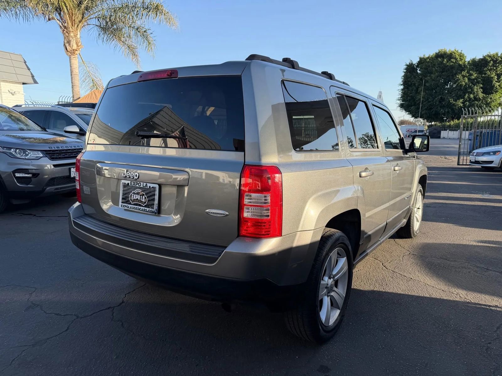 Used 2014 Jeep Patriot Latitude image 15