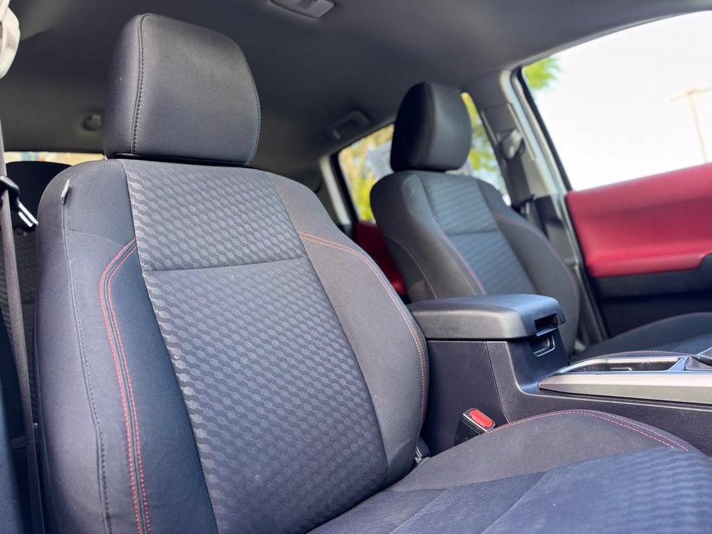 Used 2023 Toyota Tacoma SR5 AWD/4WD image 24