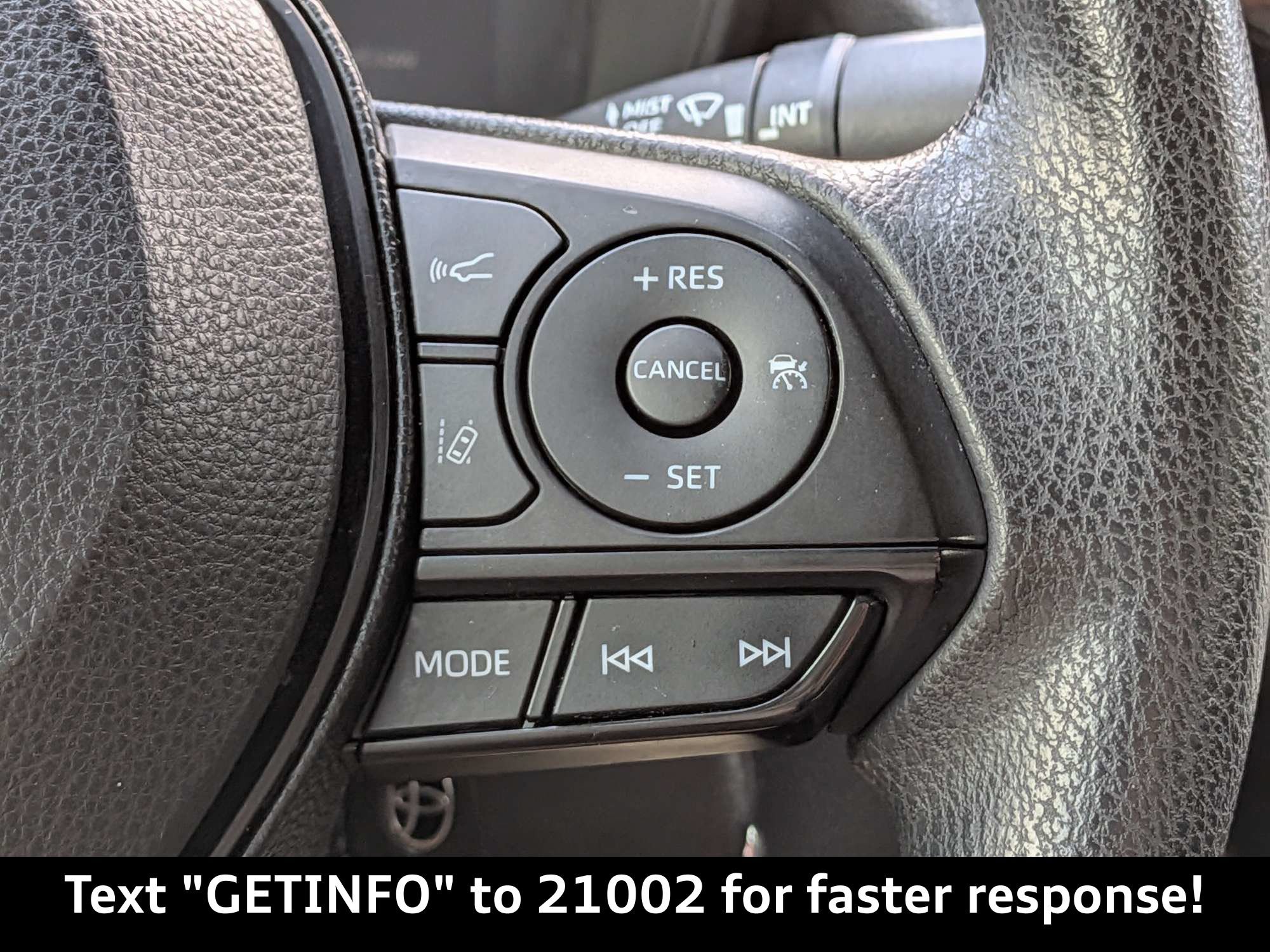 Used 2020 Toyota Corolla LE FWD image 31