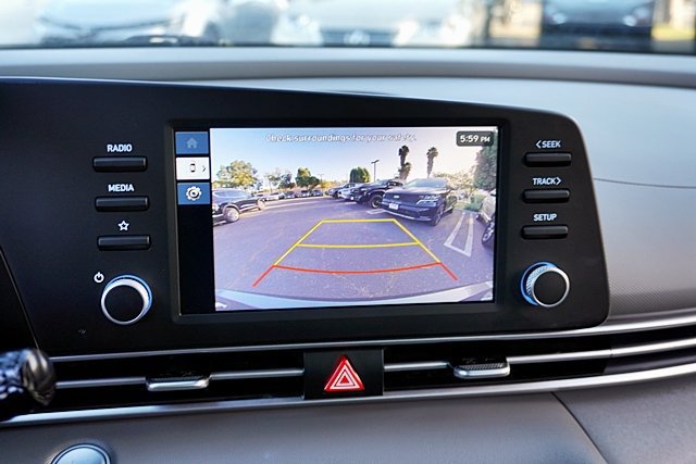 Certified 2026 Hyundai Elantra Sport FWD image 36