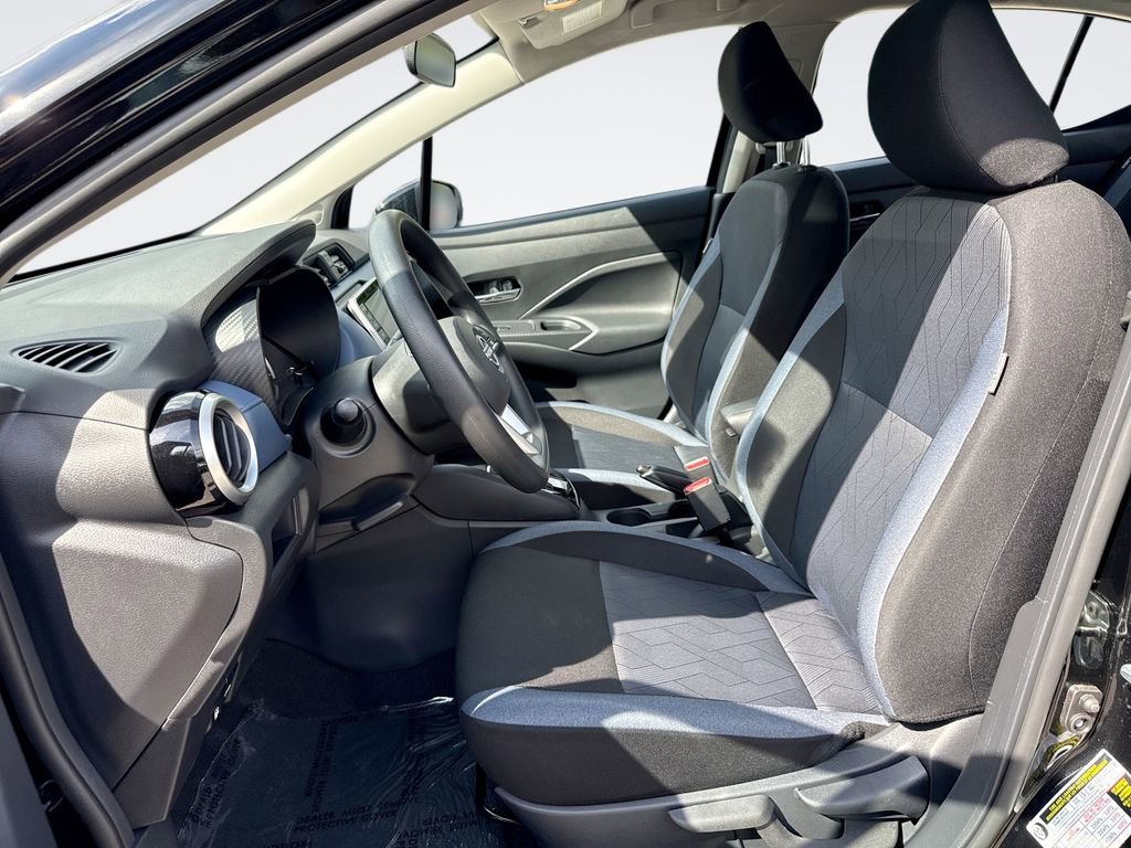 Used 2025 Nissan Versa SV w/ Trunk Package FWD image 13