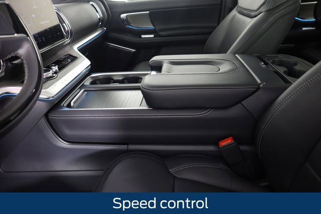 New 2025 Ford Expedition Max Platinum w/ Driver's Package image 52