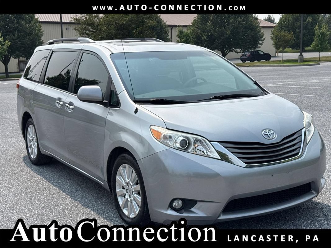 Used 2014 Toyota Sienna XLE AWD/4WD video 1