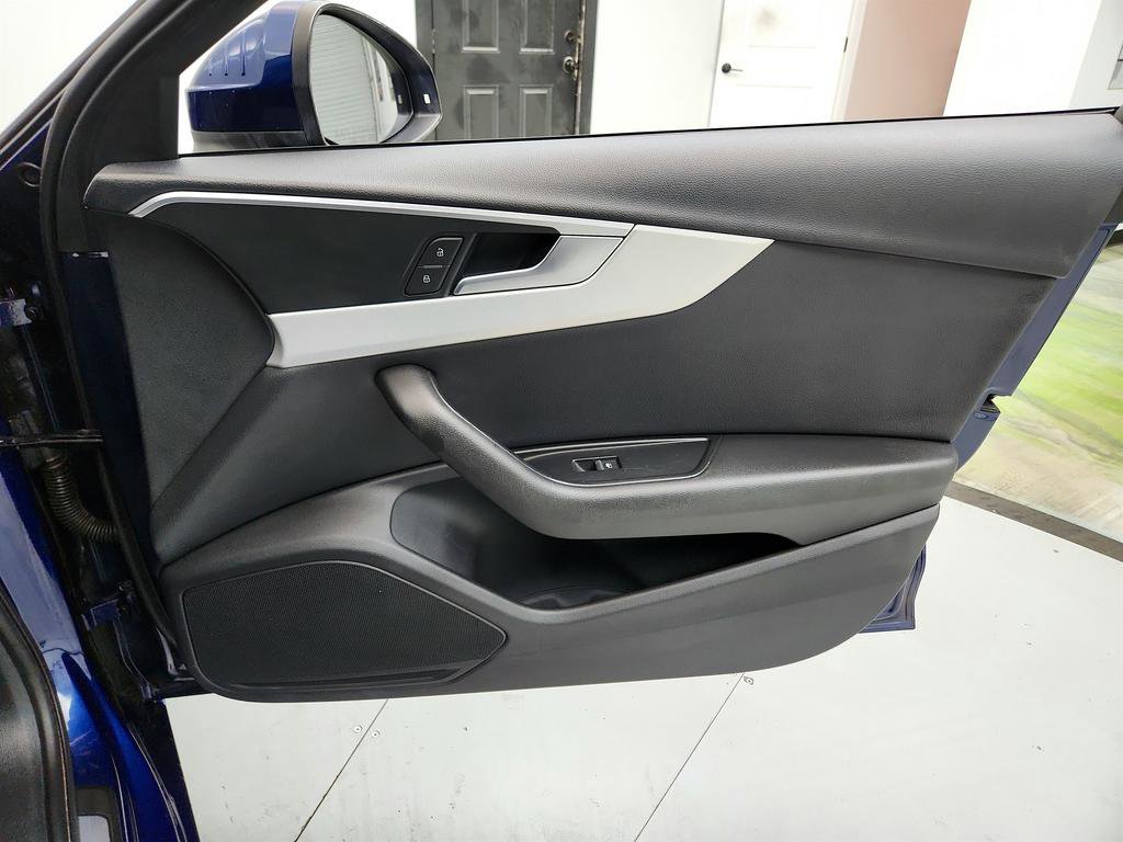 Used 2017 Audi A4 2.0T Ultra Premium w/ Convenience Package image 27