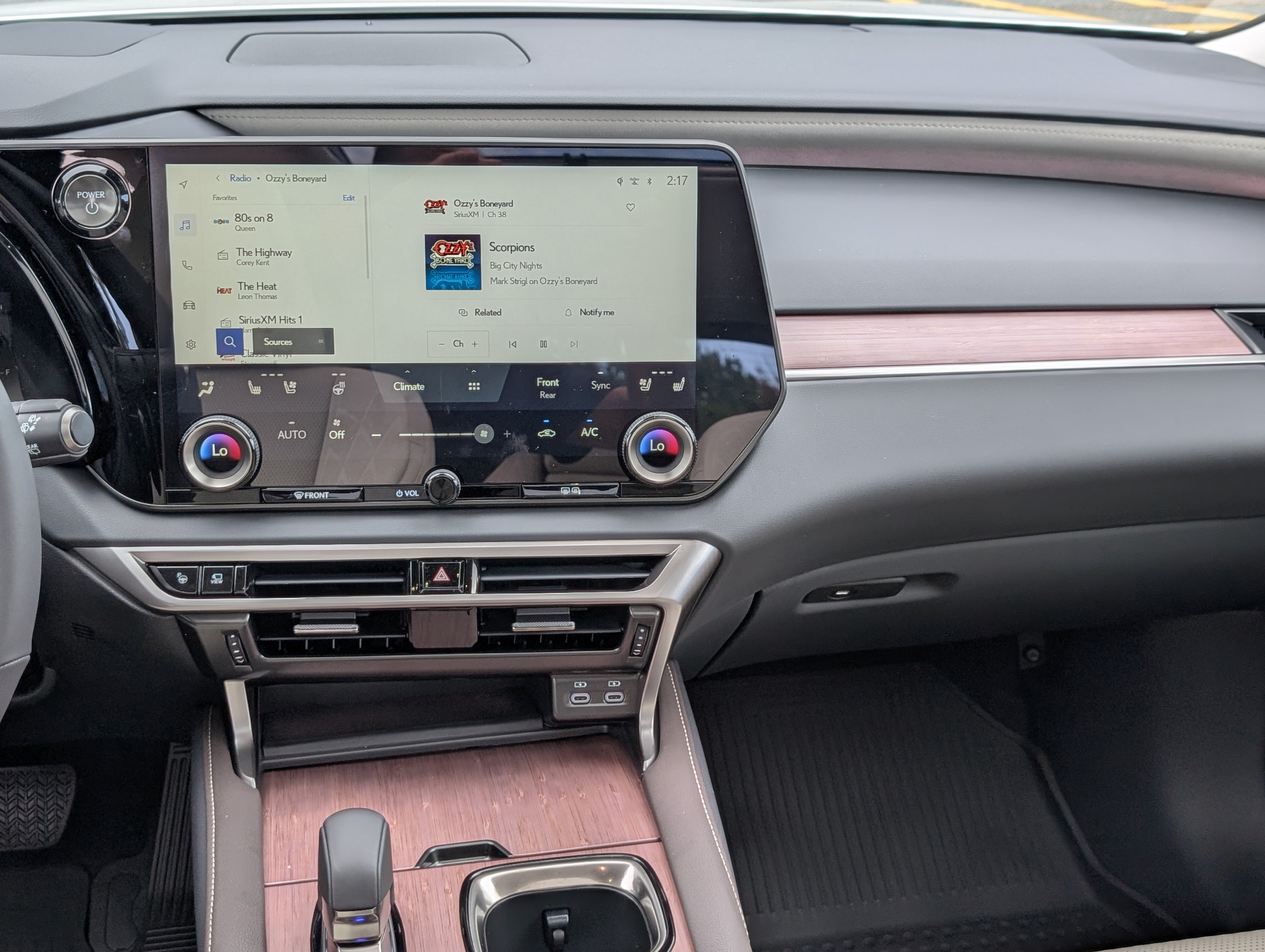 New 2026 Lexus RX 350h AWD/4WD image 15