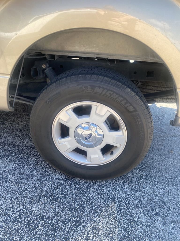 Used 2014 Ford F150 XLT w/ Equipment Group 301A Mid RWD image 15
