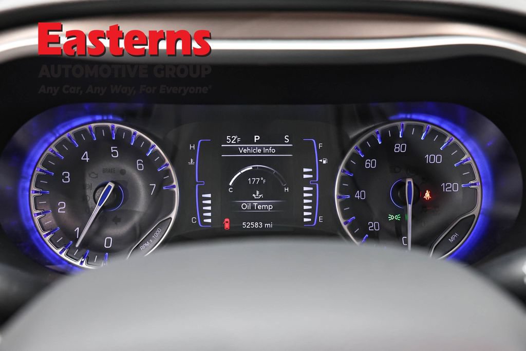 Used 2023 Chrysler Voyager LX FWD image 18