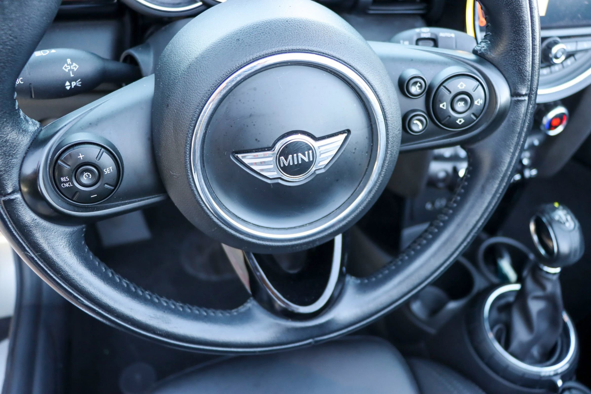 Used 2017 MINI Cooper S image 38