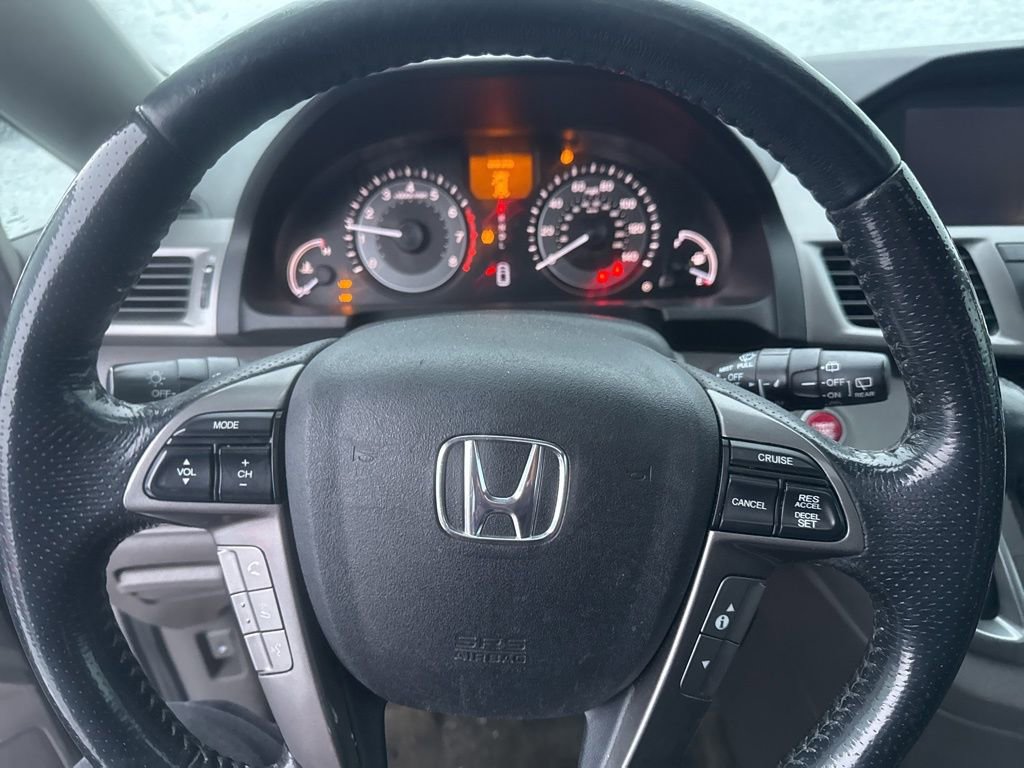 Used 2015 Honda Odyssey Touring Elite image 6