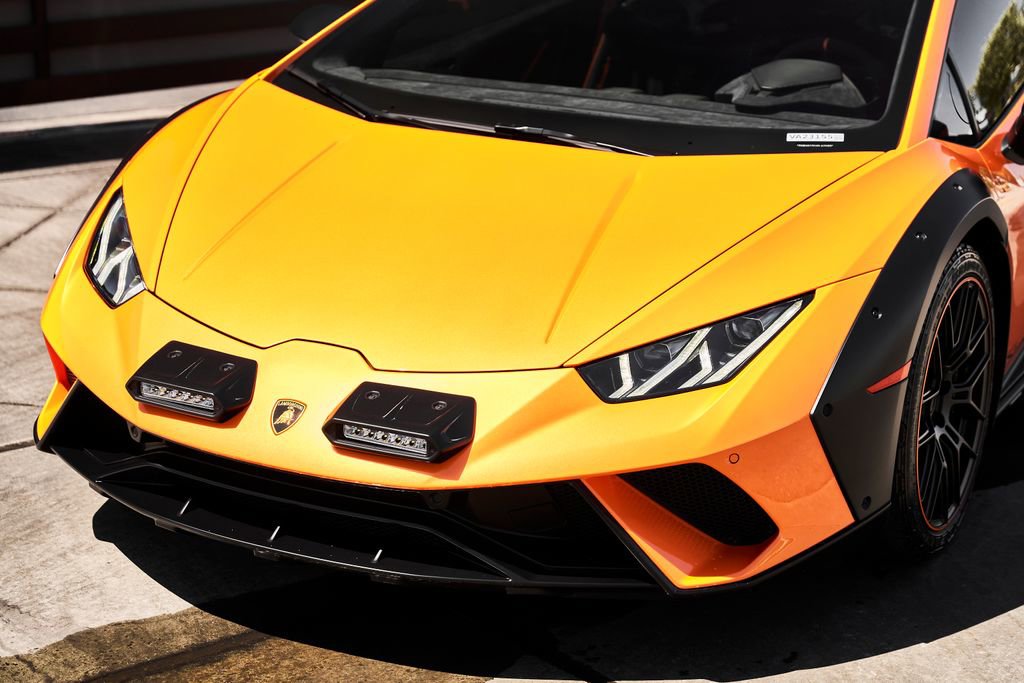 Used 2023 Lamborghini Huracan Sterrato image 6